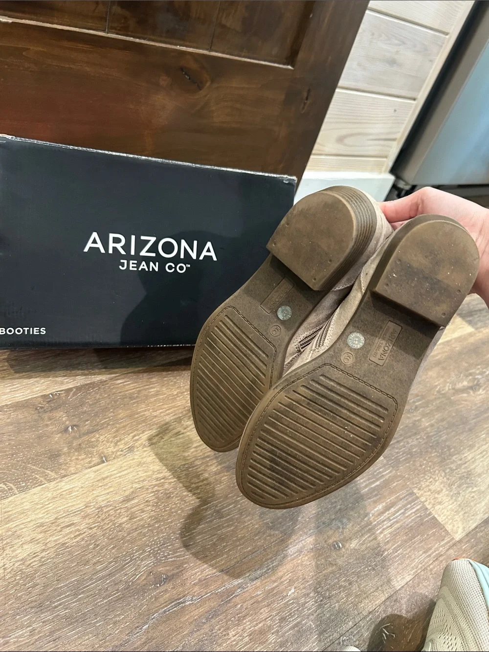 Arizona Jean Company Taupe Suede Ankle Booties - has original box - Size 9